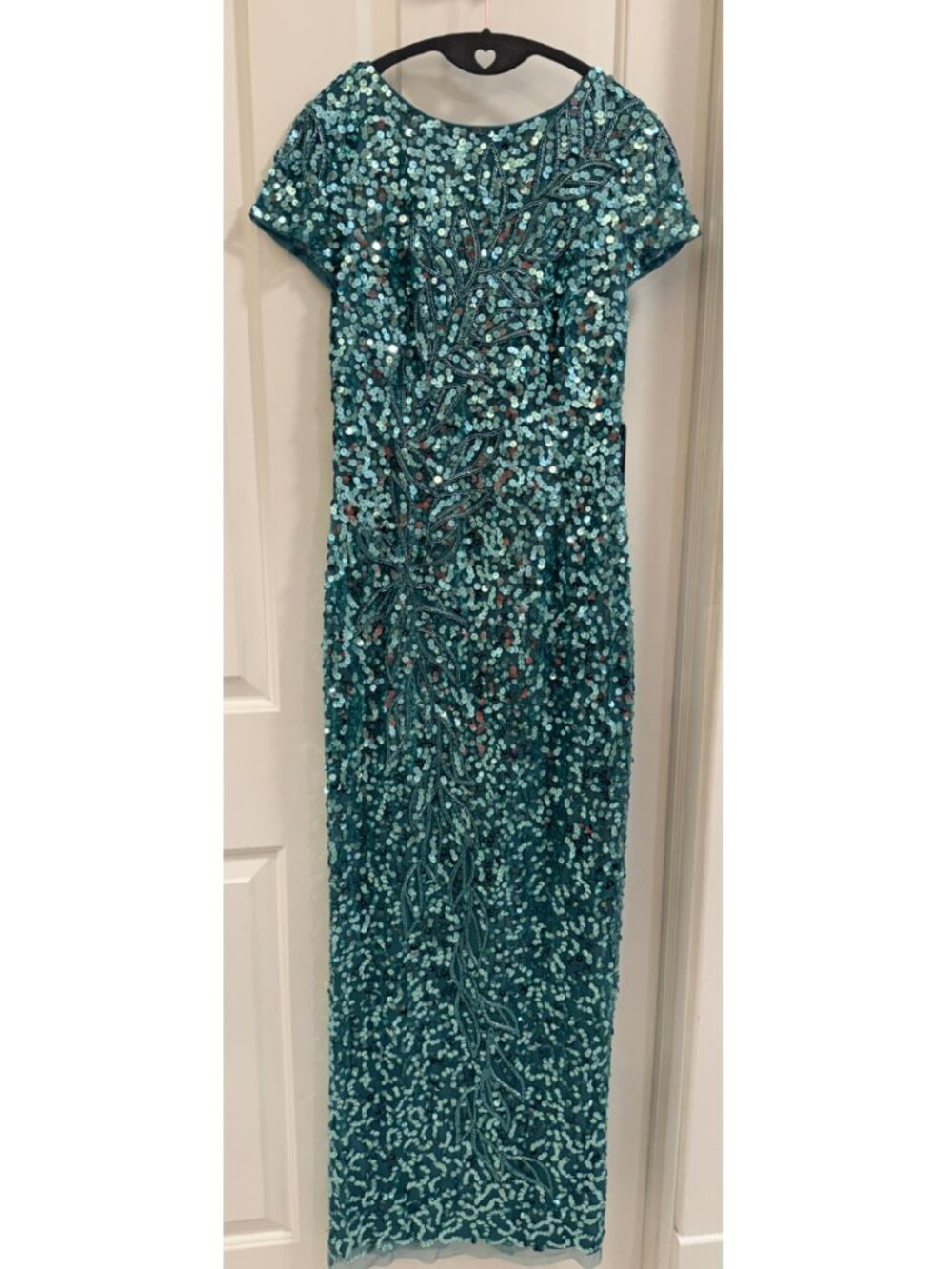 NWT Adrianna Papell Green Slate Beaded Sequin Gown Size 4